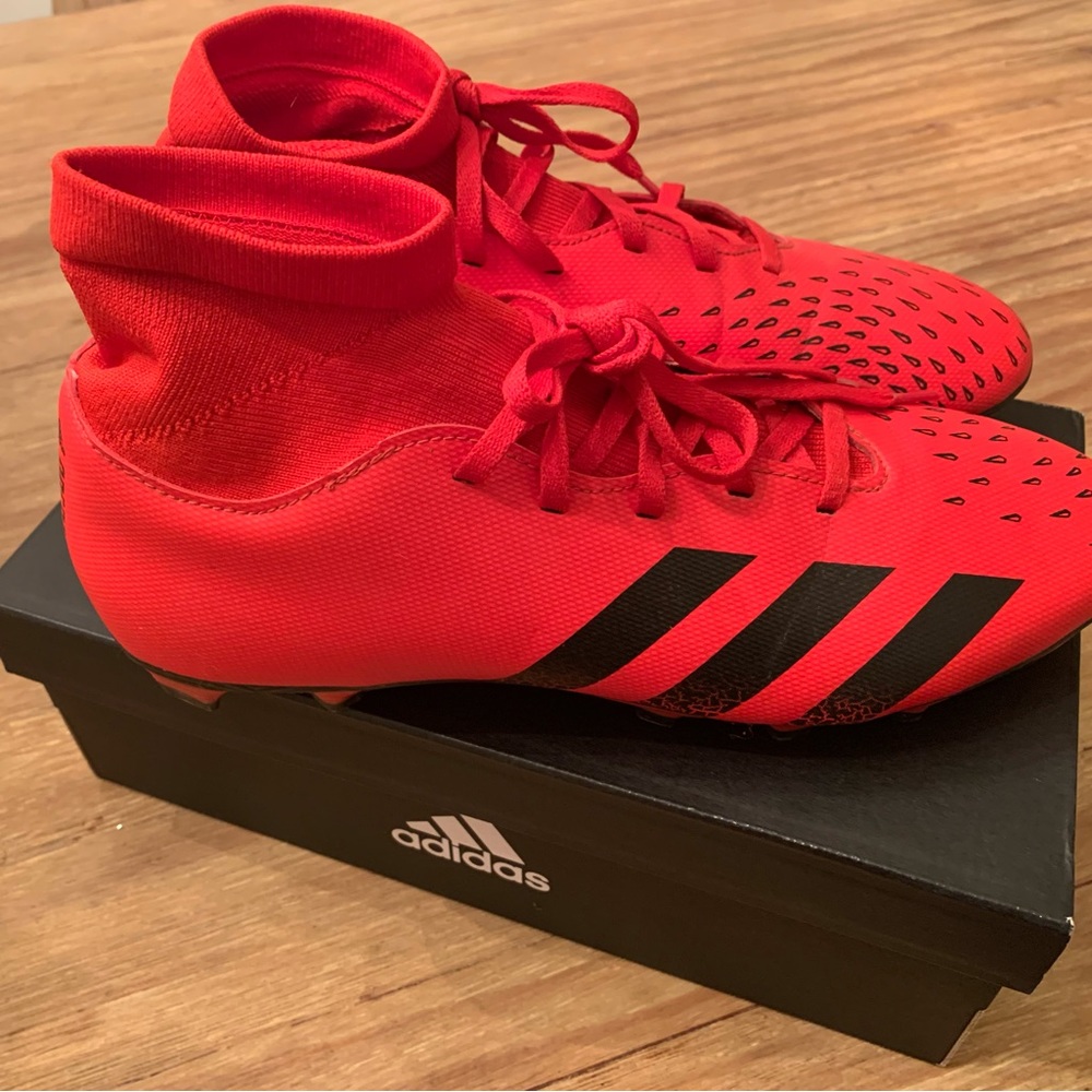 Men’s adidas Predator Freak soccer cleats